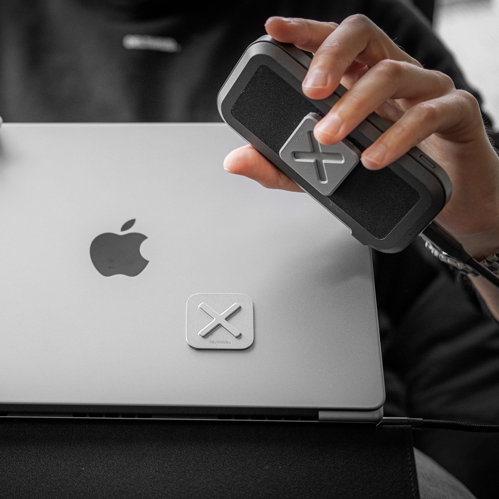 Snap Secure Gadget Holder